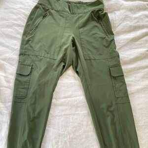 Athleta Cargo Pant size 0